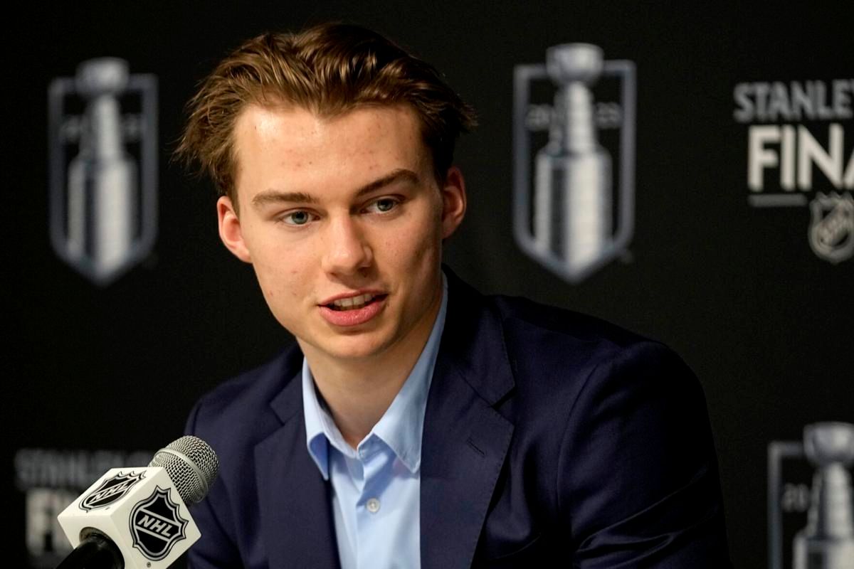 Parking Regina Pats at Calgary Hitmen