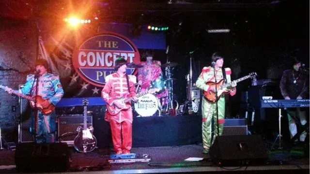 FAB 5 NEW YEAR'S EVE\/BUY GENERAL ADMISSION ONLY\/ONLINE $50\/RESERVED TABLE N BACK