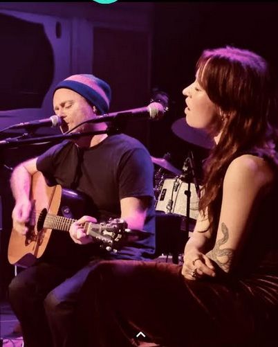 Zondagmiddagconcert: singer-songwriter Elise en folkartiest John Carrie (toegang gratis)