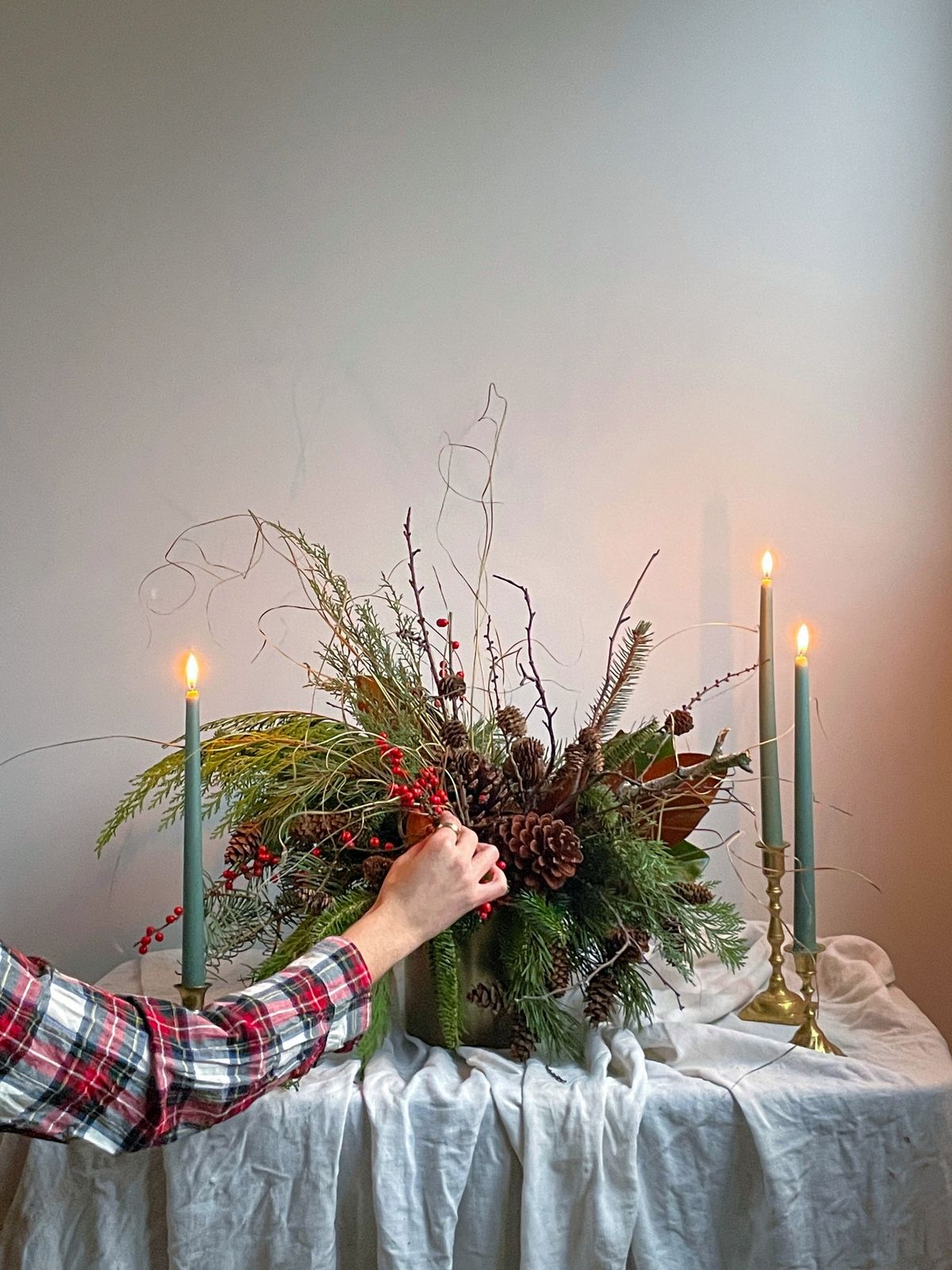 Flowerwell's Holiday Centerpiece Workshop