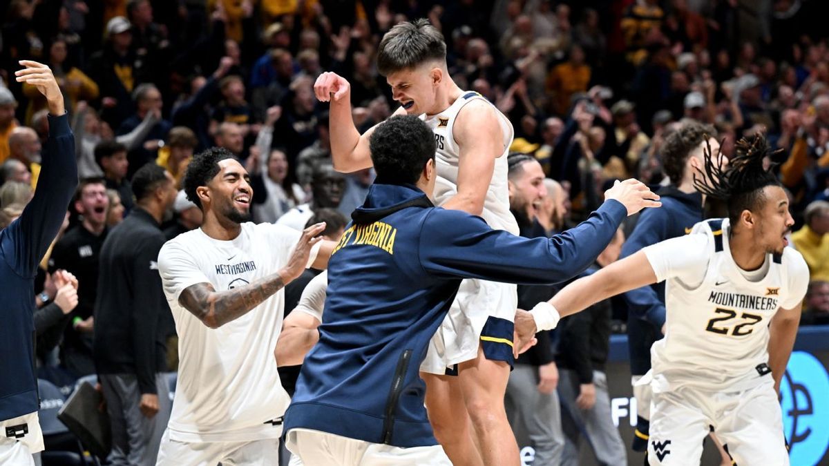Kansas Jayhawks at West Virginia Mountaineers Mens Basketball