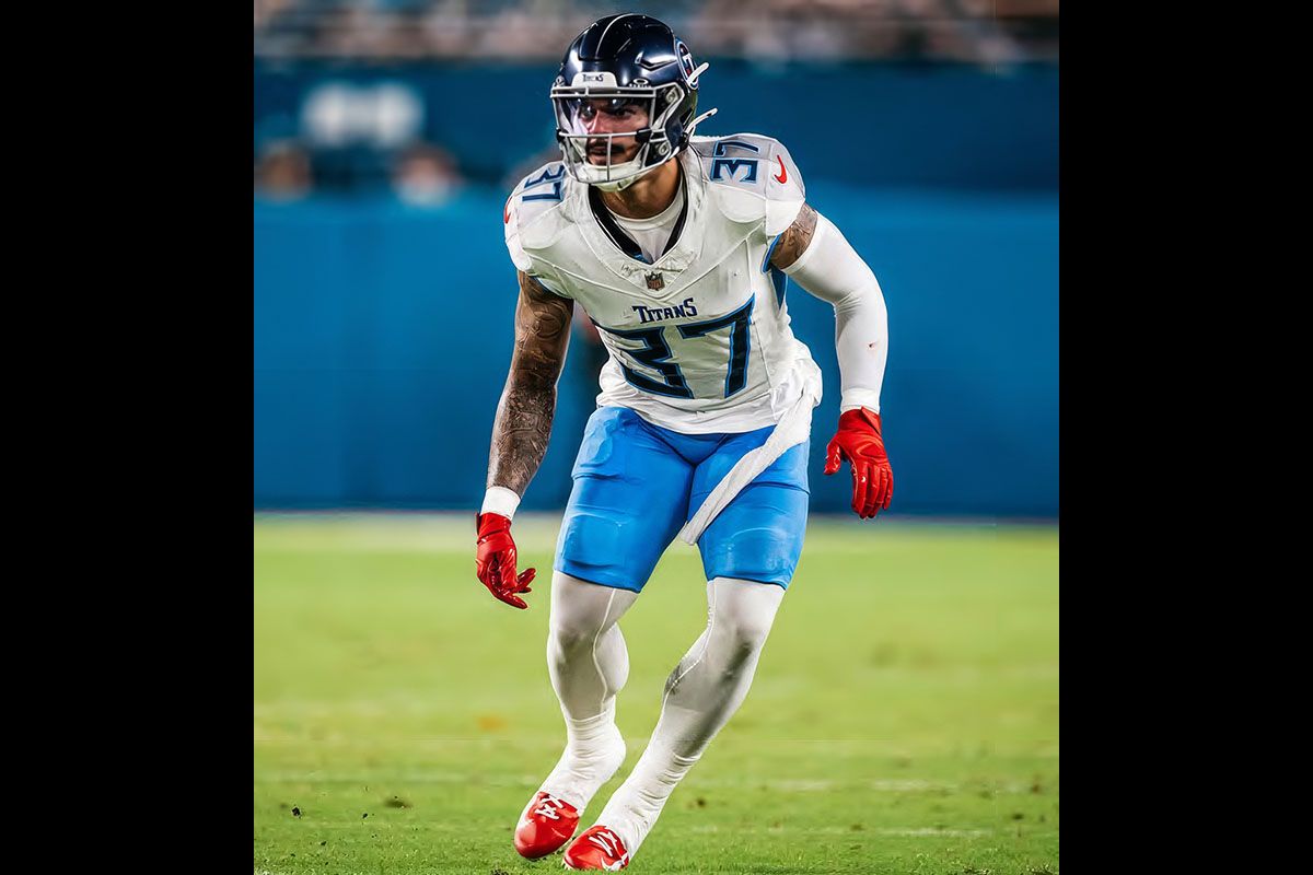 Indianapolis Colts at Tennessee Titans at Nissan Stadium