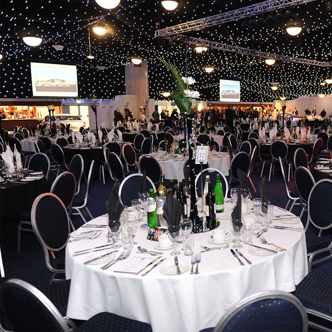 Manchester United vs Leeds United (Premium Hospitality & VIP Packages) Tickets