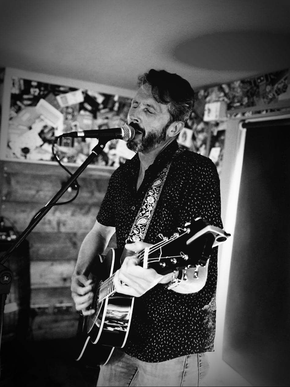 Darren Morgan plays at Firerock Brewing Company, Sutton-in-Ashfield