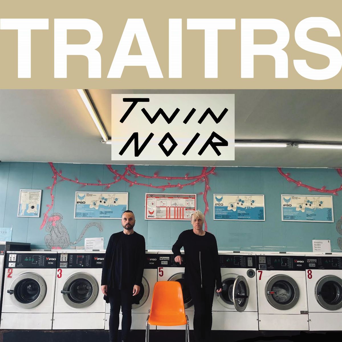 TRAITRS \u00b7 TWIN NOIR