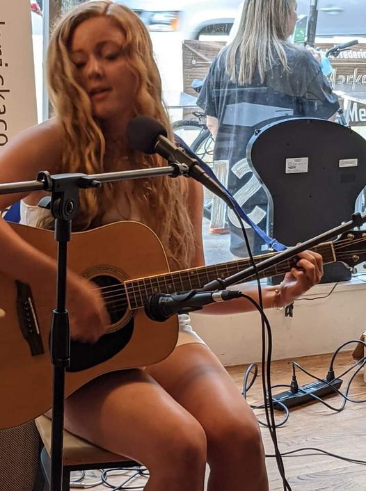 Open Mic at Serendipity Market