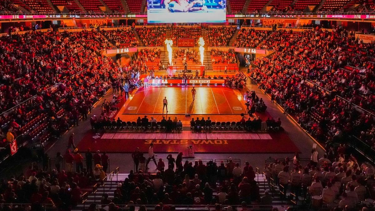 University of Nebraska Kearney Lopers Wrestling at Iowa State Cyclones Wrestling