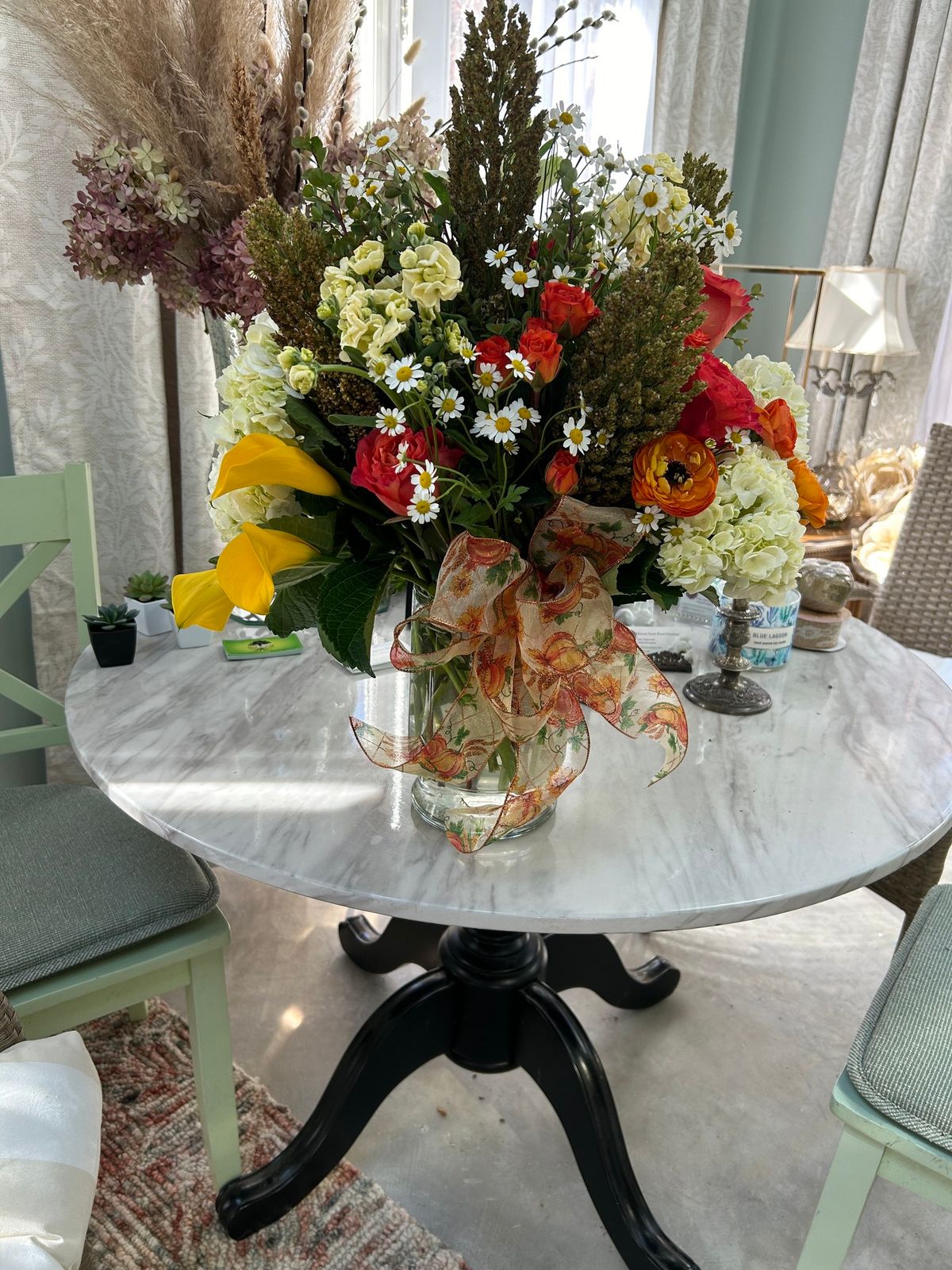 Create your own Thanksgiving arrangement