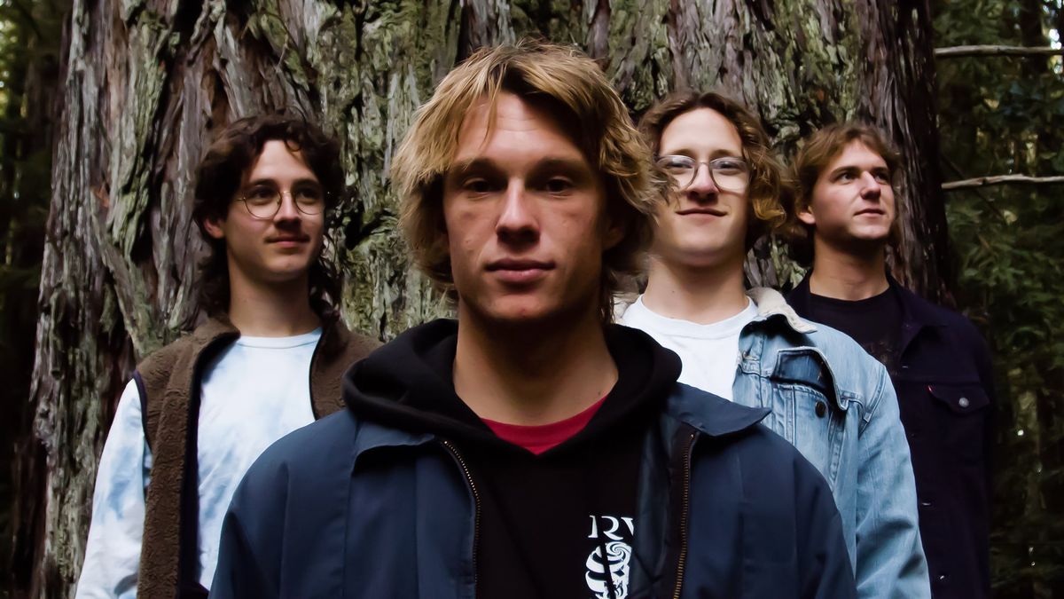 Surf Trash with The Happy Return
