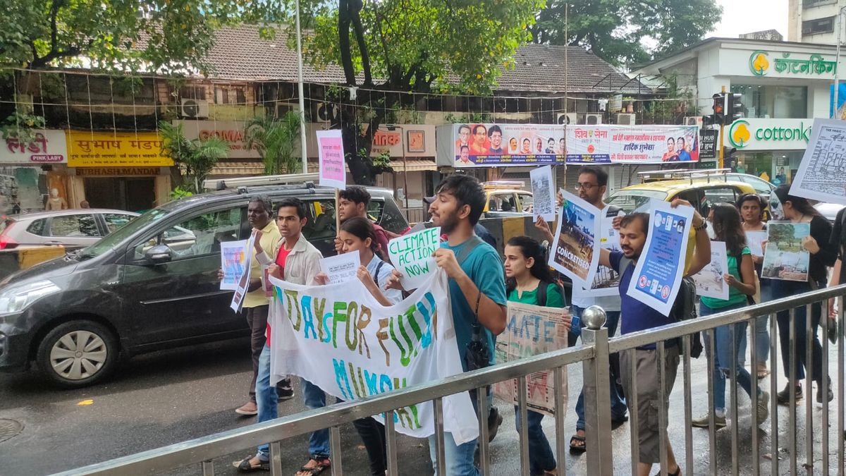 Cars and the City : Navigating a Sustainable Mumbai - A panel discussion