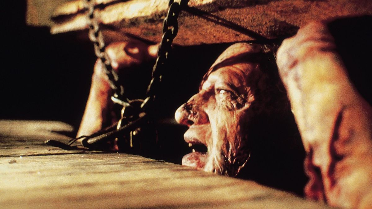 Late Night Friday: Evil Dead II