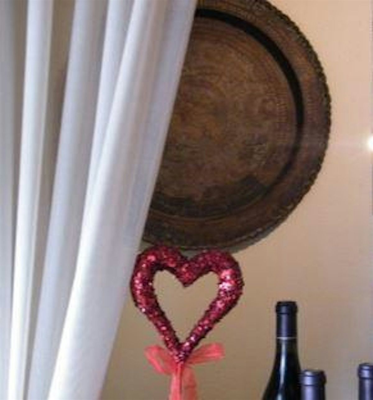 "Valentine Rhythms" Wine Tasting, Bites, Desserts and Live Jazz Experience!