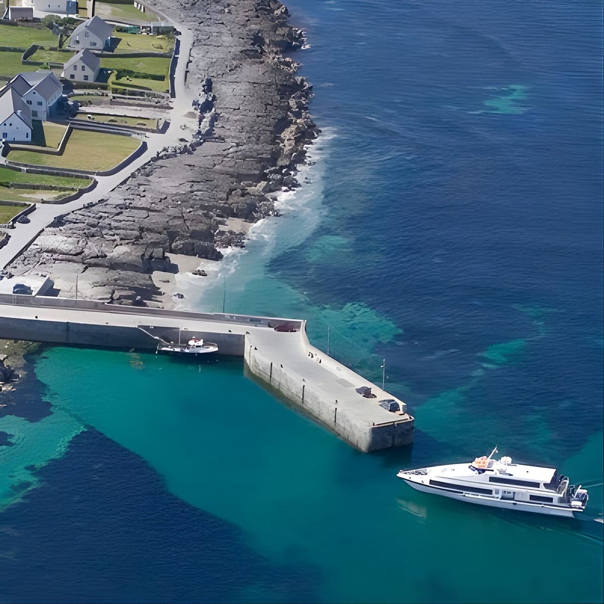 Inis M\u00f3r (Aran Islands) Day Trip: Return Ferry from Rossaveel, Galway