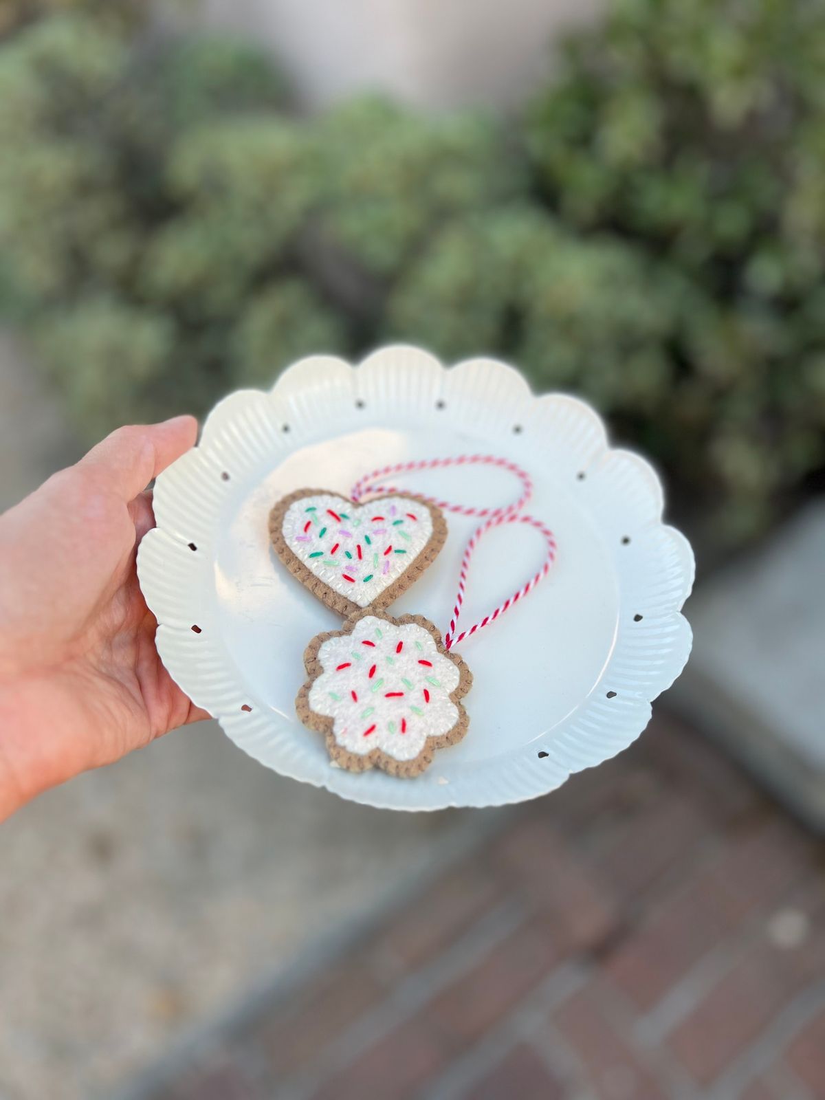 Crafts & Drafts: Felt Holiday Cookie Ornament