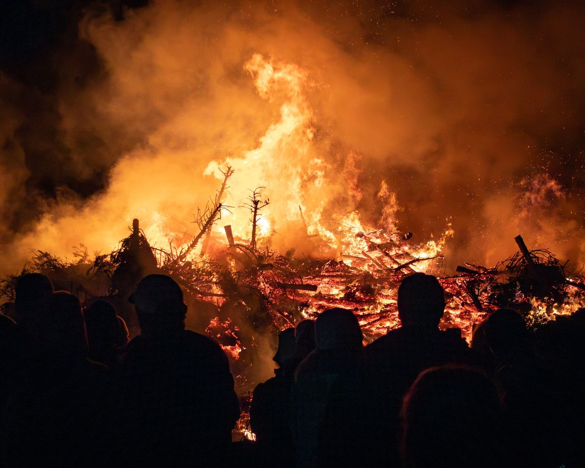 Old Newbury Christmas Tree Bonfire 