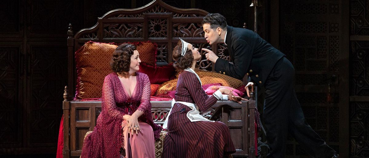 Le Nozze Di Figaro at Metropolitan Opera House