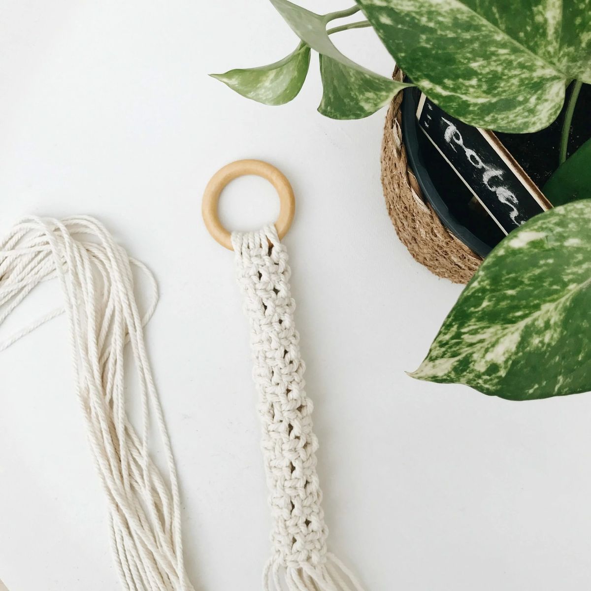 ATELIER JARDINIERE EN MACRAME