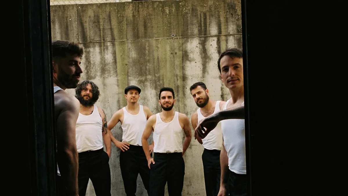 La Maravillosa Orquesta del Alcohol in Gij\u00f3n \/ Xix\u00f3n