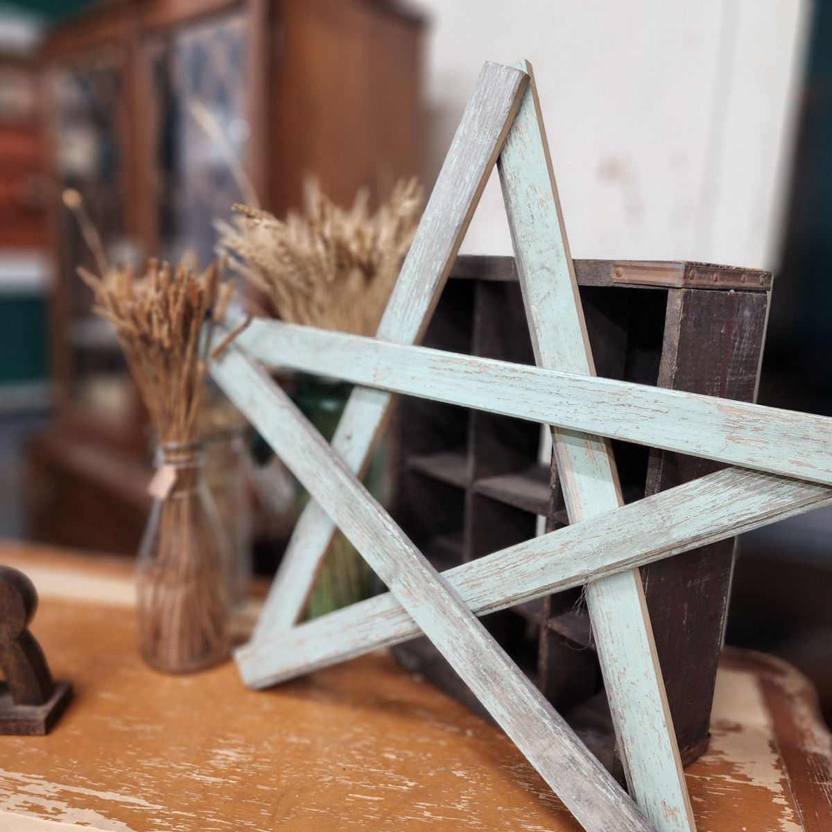 Reclaimed wood holiday star