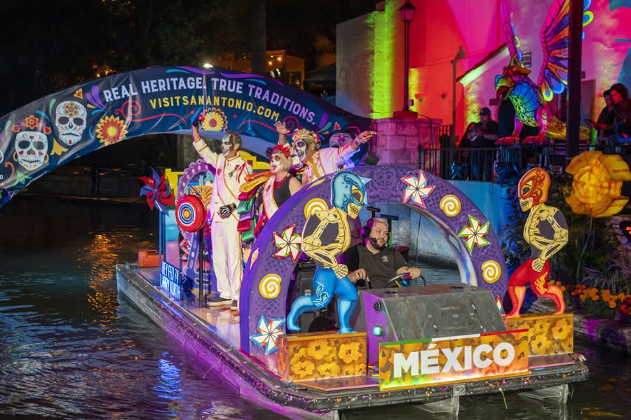 Day of the Dead San Antonio River Parade