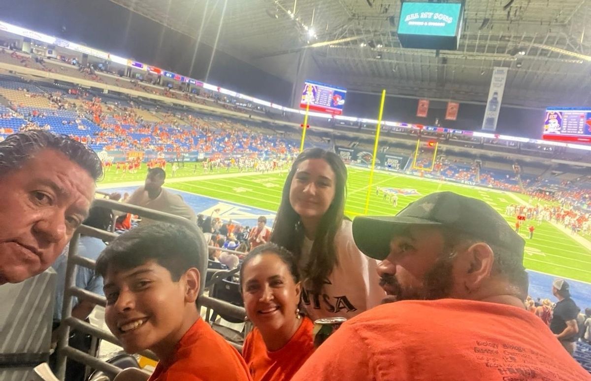 East Carolina Pirates at UTSA Roadrunners Football at Alamodome