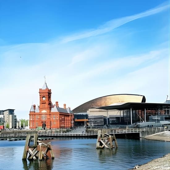 Sightseeing Tour Cardiff Bay and Vale of Glamorgan Full-Day Driver Guided 