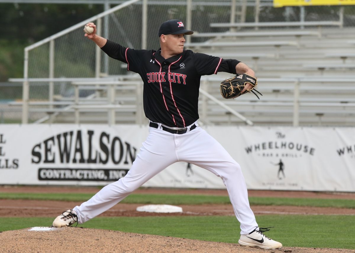 Cleburne Railroaders vs. Sioux City Explorers
