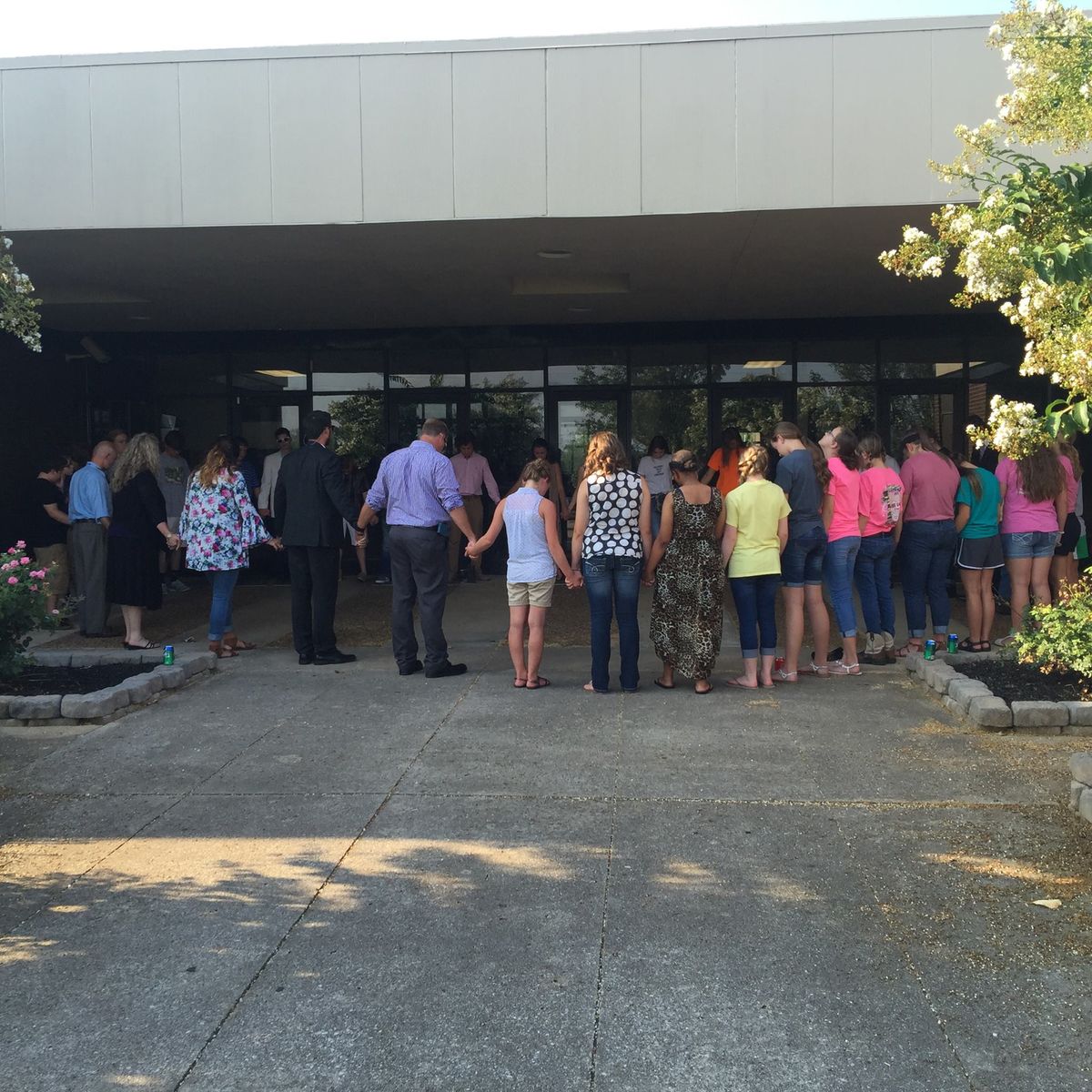 Walter J Baird Middle School - Wilson Co. #Pray4StudentsTN