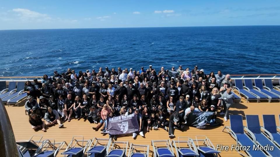 10th Anniversary Raiders Legends Charity Cruise w\/special guest 