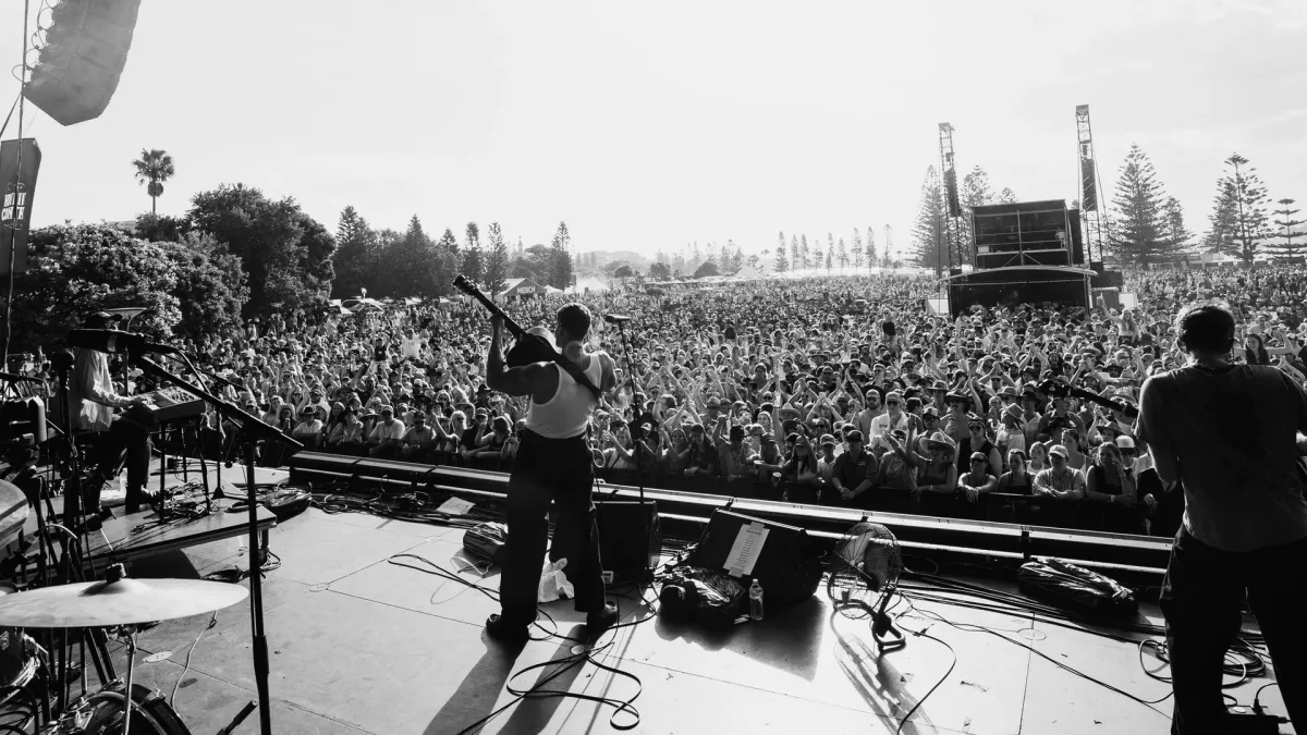 Sons Of The East in Paris