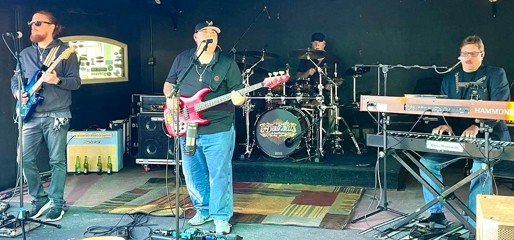 Derek Trull and EasyStreet at The Turn in Port Orange !