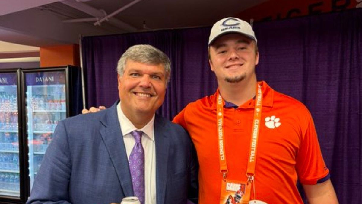 Georgia Bulldogs at Clemson Tigers Baseball