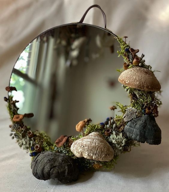 Witchy Wednesday - Making Moss Mirrors