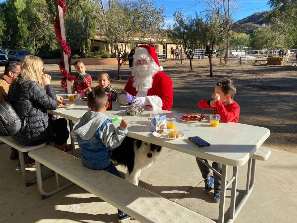 Breakfast With Santa, Gilchrist Farm, Santa Clarita, 3 December 2022