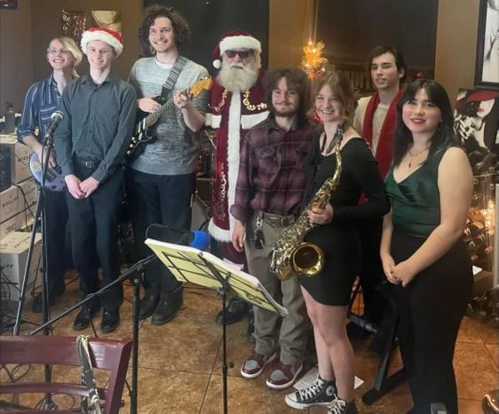 Students of Swing Christmas Music