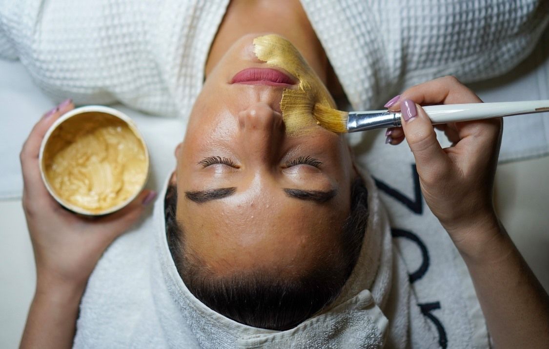 Holistic Facial Therapy