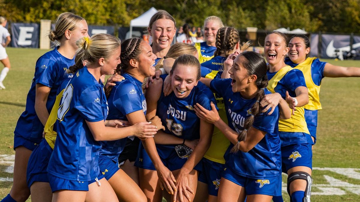 Parking Denver Pioneers at Oral Roberts Golden Eagles Womens Basketball