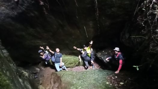 Senderismo Cuevas del Higuer\u00f3n