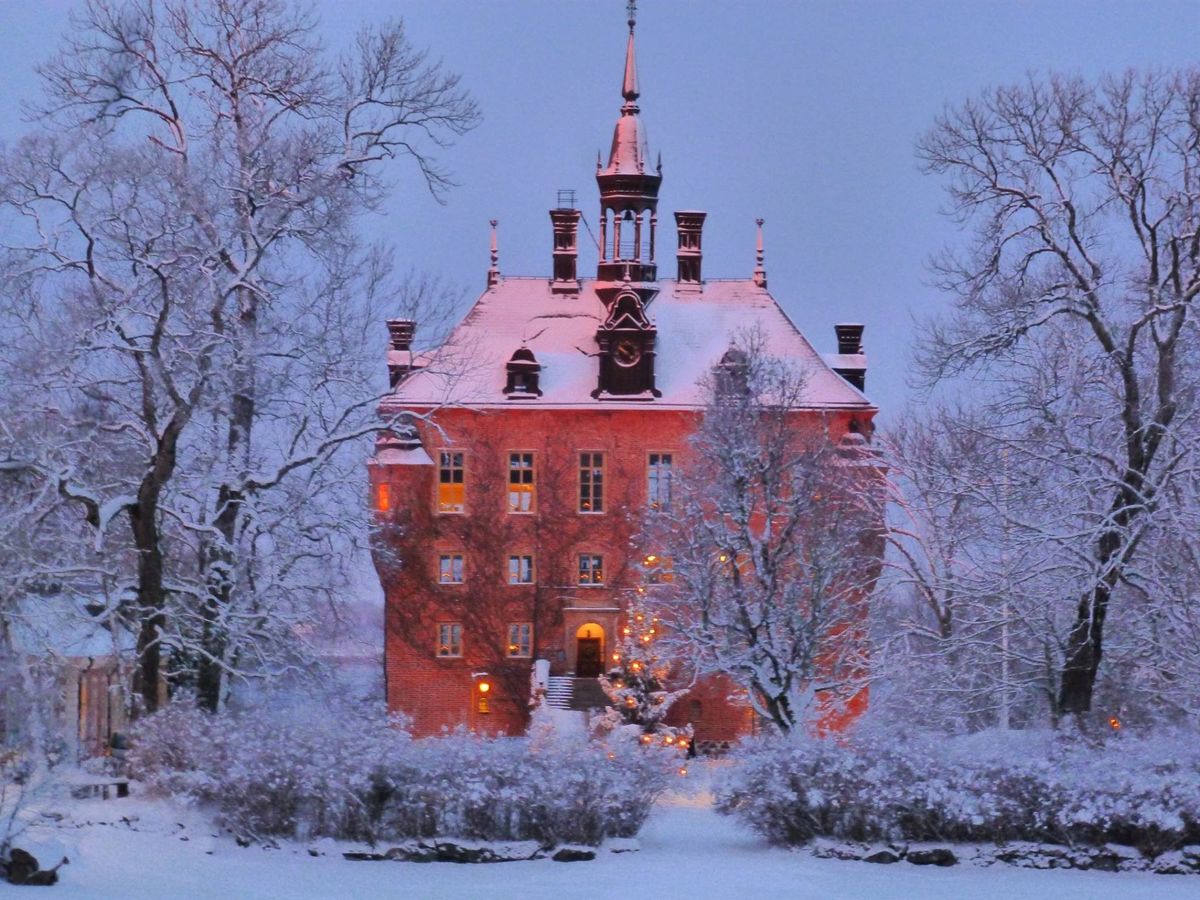 Julmarknad p\u00e5 Wiks slott