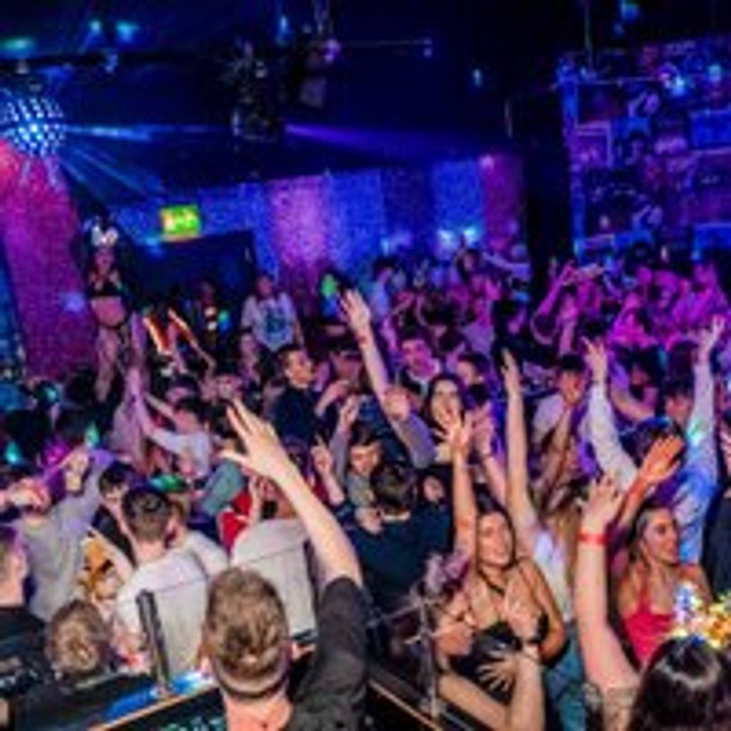 Cargo Manchester \/\/ Fridays \/\/ \u00a32 Drinks