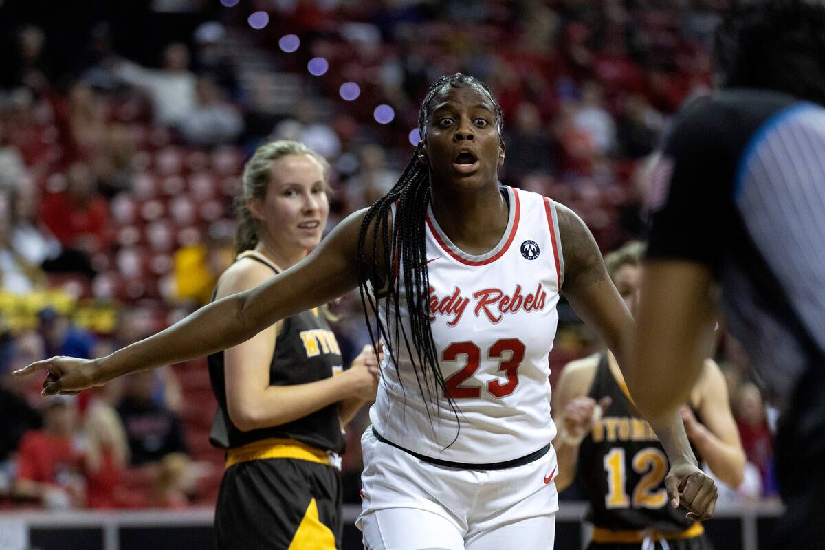 Parking UNLV Rebels at Wyoming Cowgirls Womens Basketball