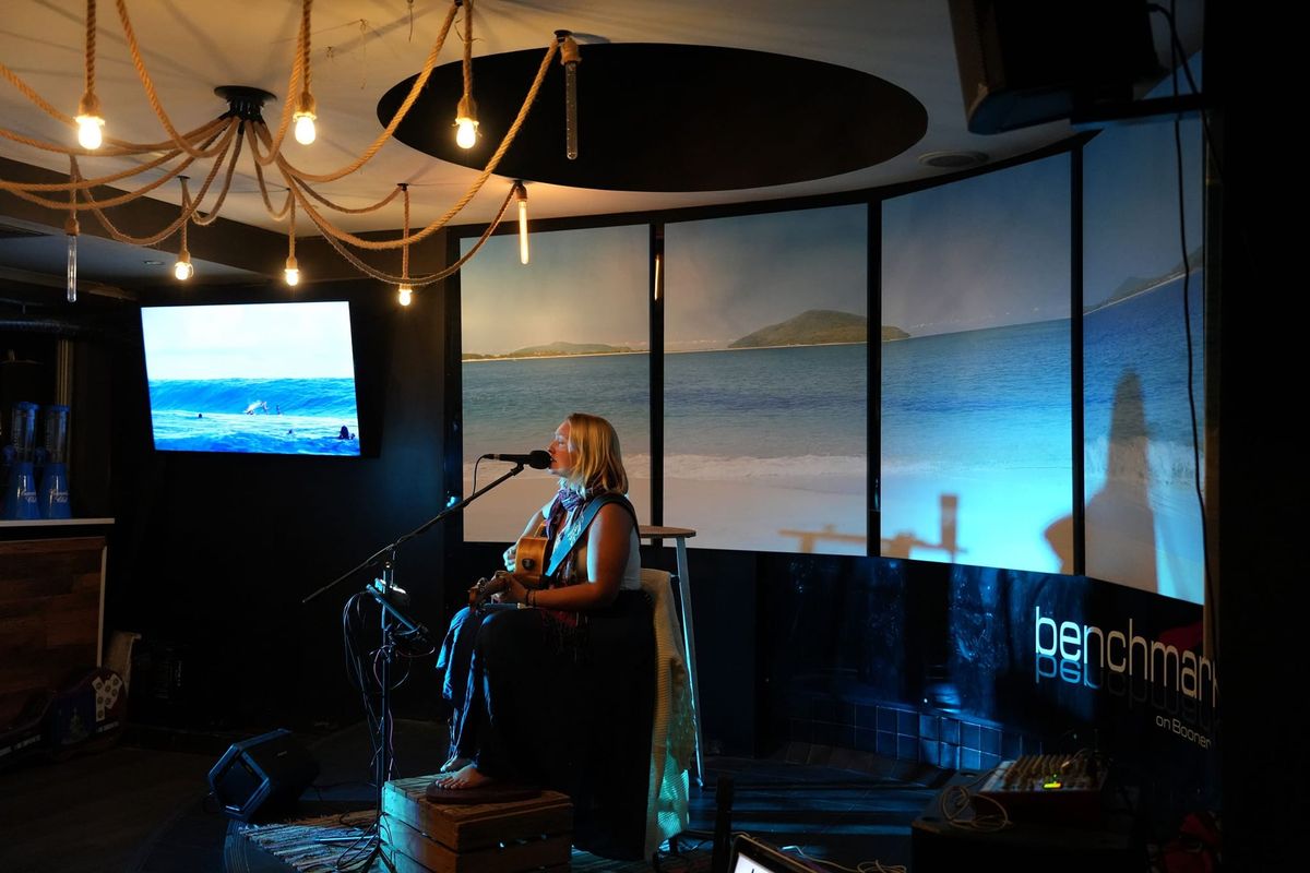 Alexis Star LIVE @ Divers Tavern, BROOME, WA