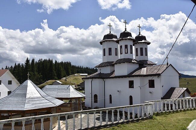 PELERINAJ 2 ZILE - MOLDOVA S\u0326I BUCOVINA 