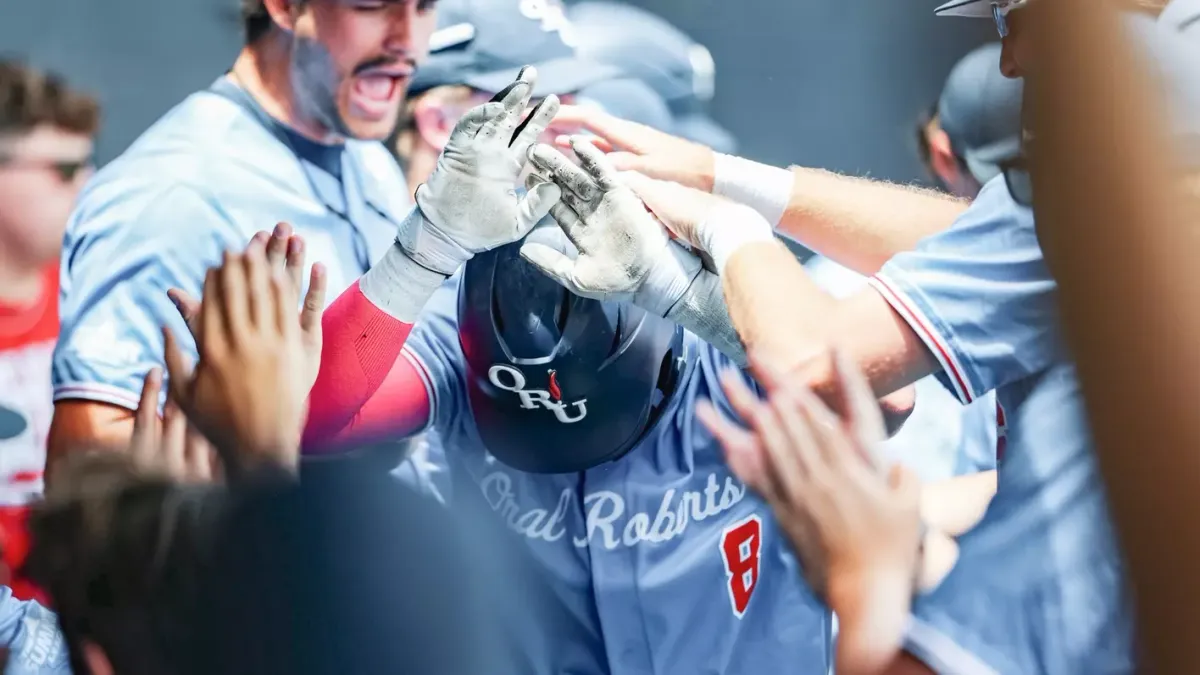 Parking Oral Roberts Golden Eagles at St. Thomas Tommies Womens Volleyball