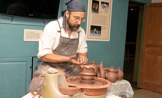 Redware Pottery with Rick Hamelin