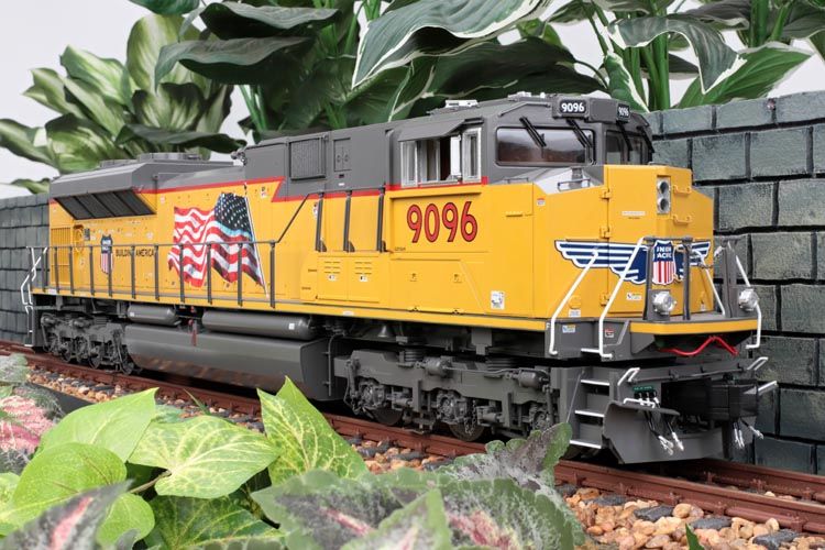 MTH DCS DEMO EVENT by Mike Wolf