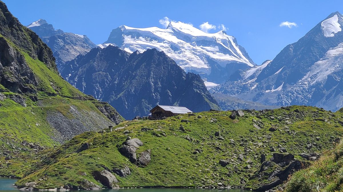 Chamonix to Zermatt: Trekking the Haute Route