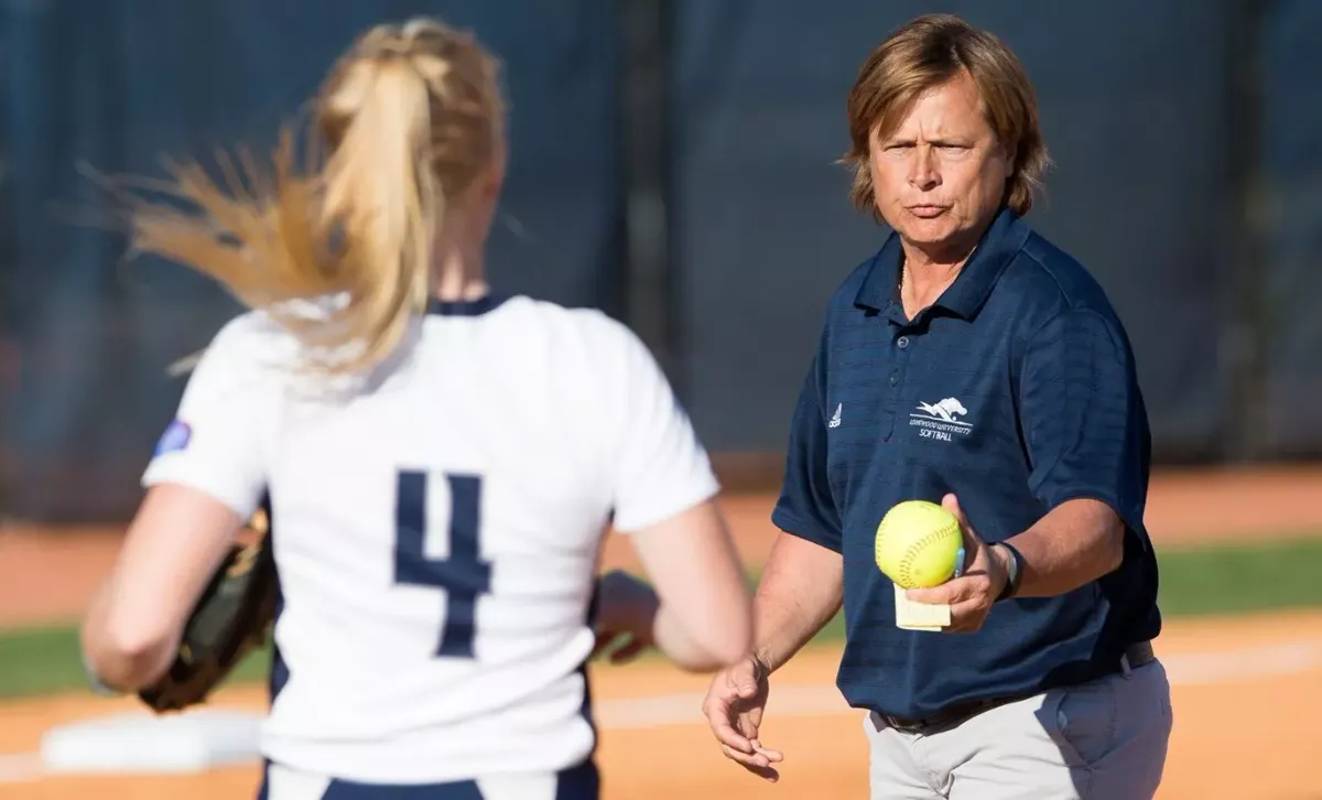 Parking Longwood Lancers at Presbyterian Blue Hose Womens Basketball