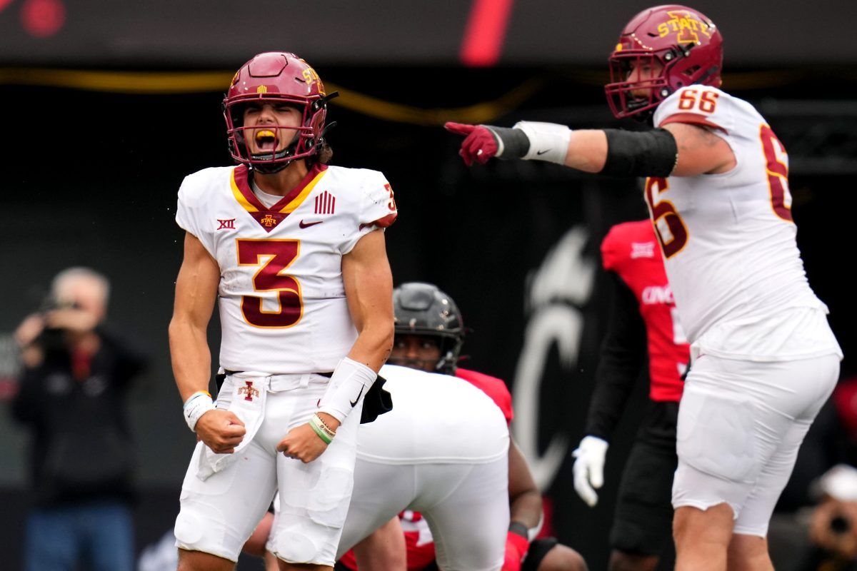 Cincinnati Bearcats at Iowa State Cyclones Football