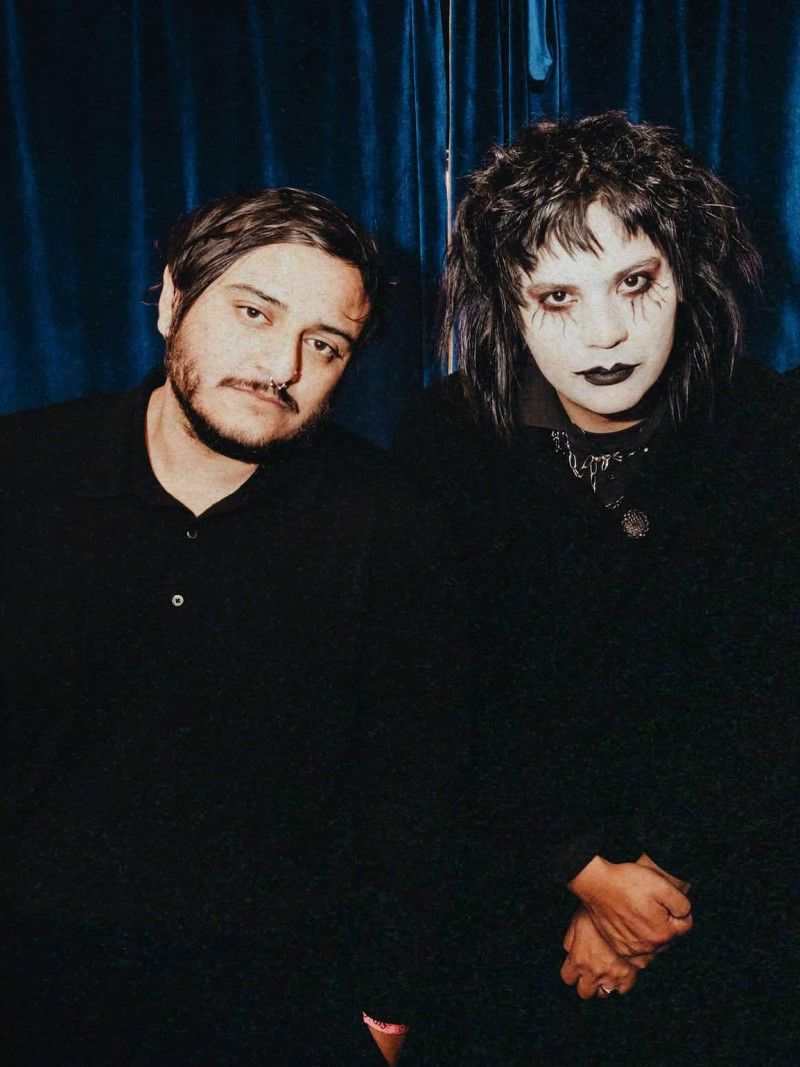 Deceits at Lowbrow Palace